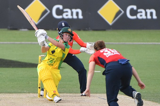 Australia Women's Triseries Australia vs England second match