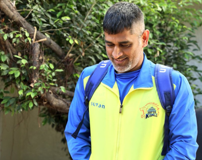 Dhoni returned to Ranchi