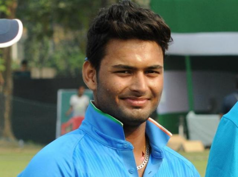 Rishabh Pant Biography, Family, Awards, Stats & Achievements