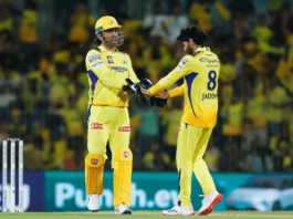 MS Dhoni and Ravindra Jadeja in IPL