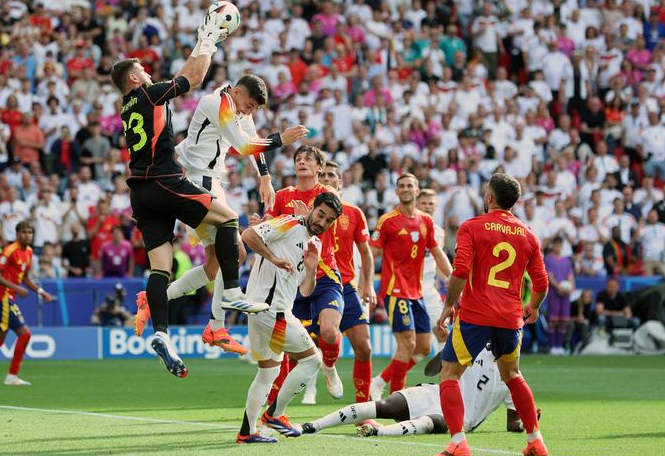 Unai Simon final catch in Germany vs Spain Quaterfinals